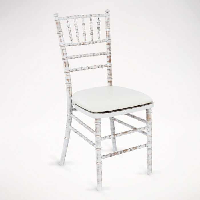 Chaise Tiffany - couleur limewash avec assise en similicuir